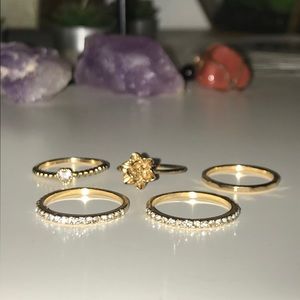 H&M 5 pack gold rings (with rhinestones)